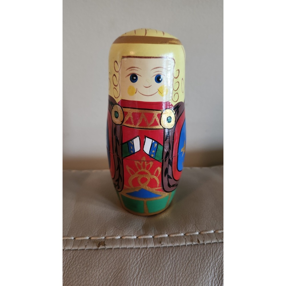 Vintage 5-Piece Nesting Doll Set - Royal Family
